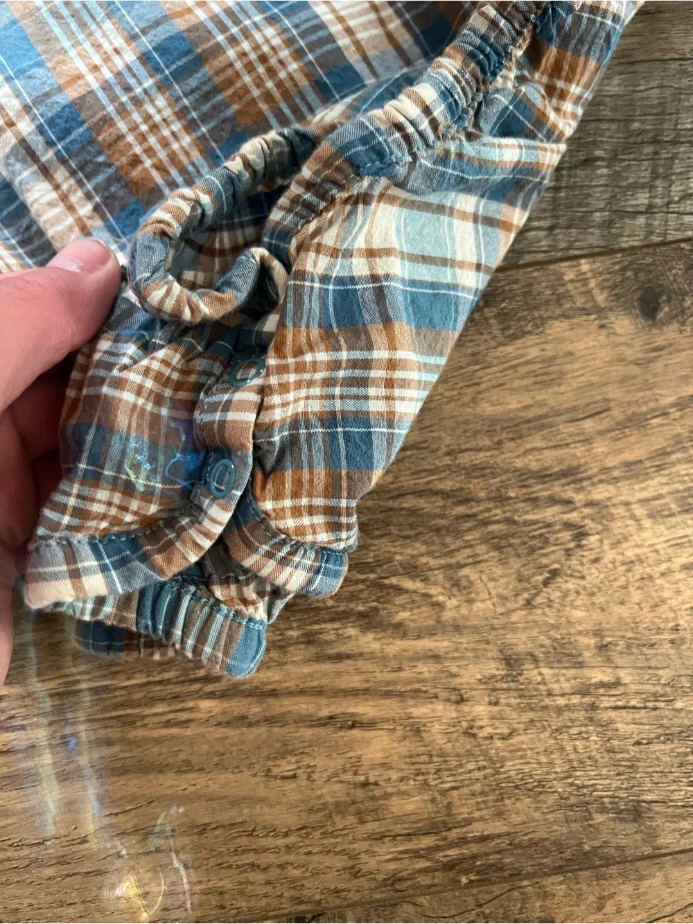 Carhartt plaid button down 12 month short sleeve